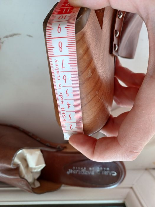 Шльопки, колодки жіночі на дерев'яні Carlo Pazoliniй підошві