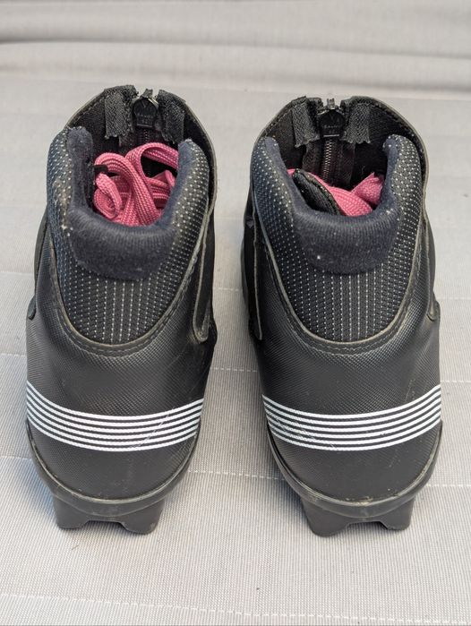 Черевики для бігових лиж Atomic Mover 20 розмір 38
розмір 38
устілка 2