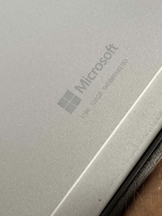 Microsoft Surface Pro 6