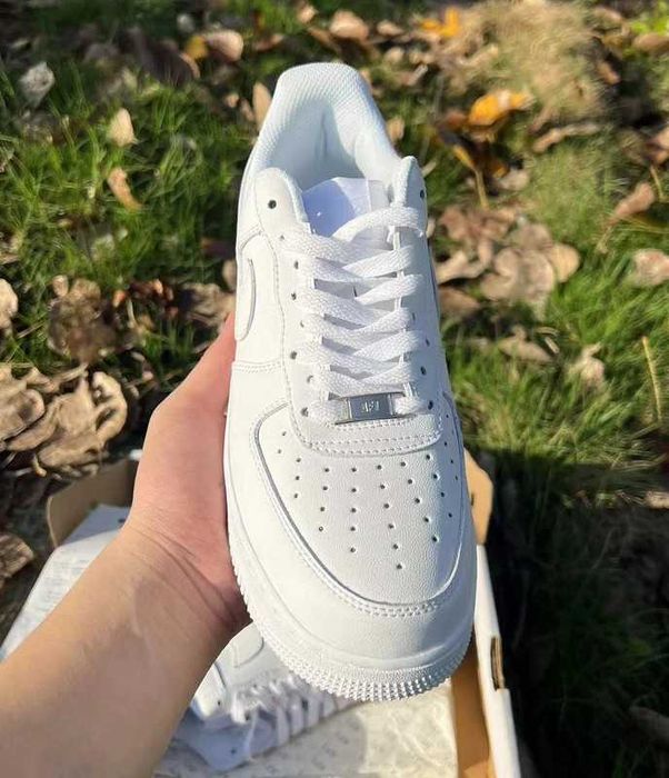 Nike Air Force One 1 '07 Low EU 42