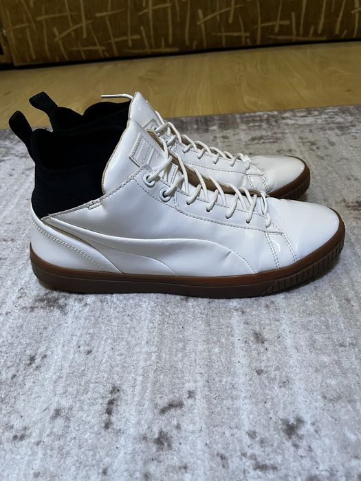 Puma хайтопи білі лаковані з gum sole, розмір 41