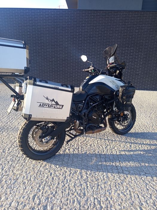 Benelli trk 702 x