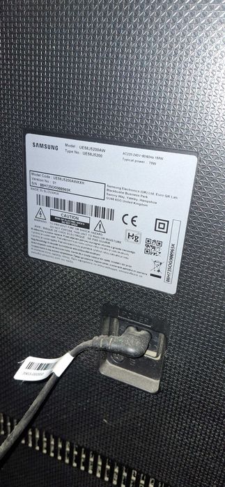 SAMSUNG 58" Smart Tv