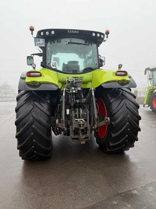 Трактор Claas Axion 810 2013