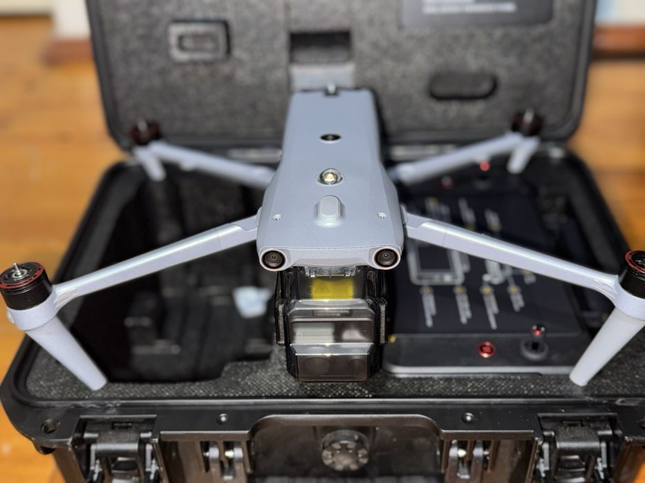 Квадрокоптер Autel EVO Max 4T XE полный комплект