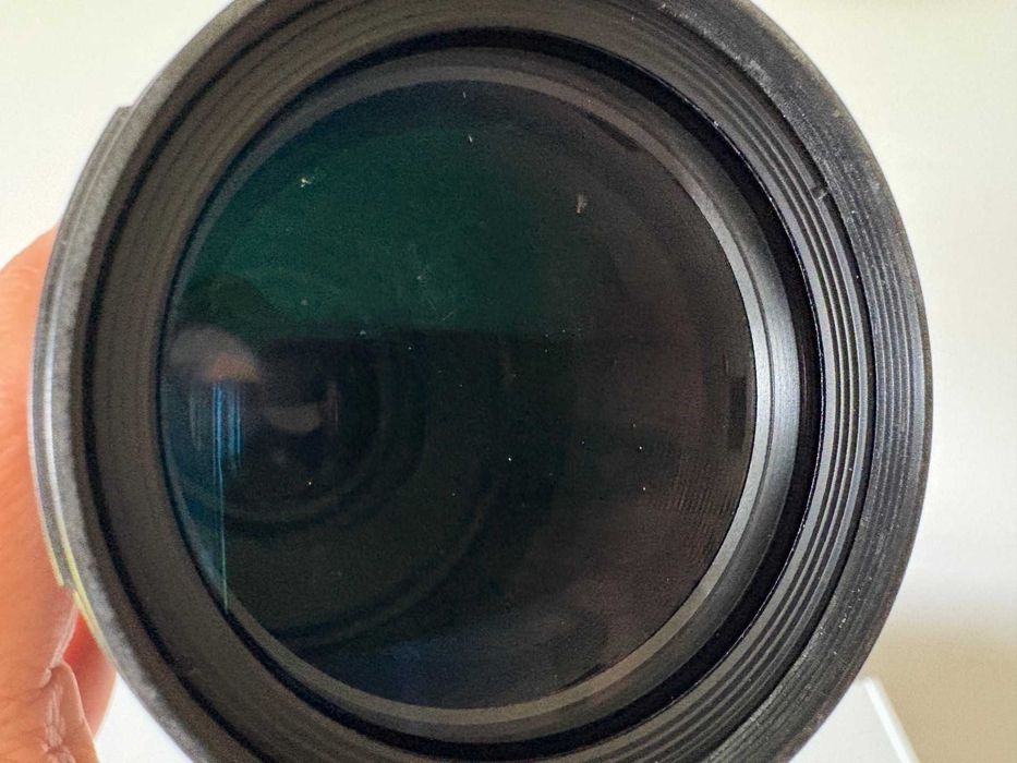 Objetiva Nikon ED AF NIKKOR 70-300 mm / 4-5.6