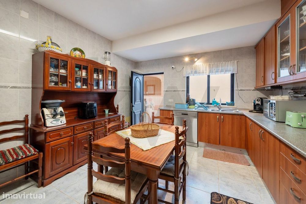 Moradias T3 + T1 e Garagem em Sagres