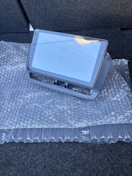 Mekede Navifly Car Multimedia System Android Touchscreen + Cabos