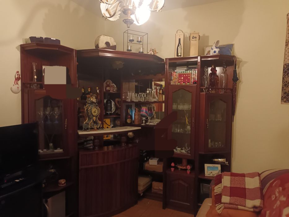 Vendo bar de madeira