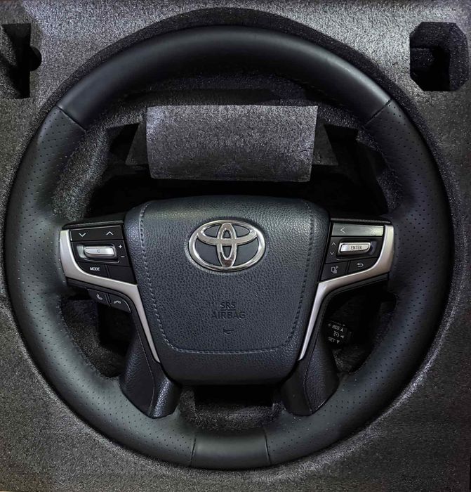 Руль з Підігрівом Toyota Land Cruiser 200 2015/2020 Року !!!