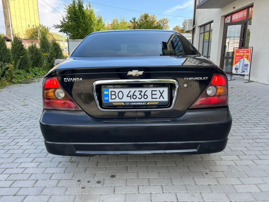 Продам Шевроле Евада