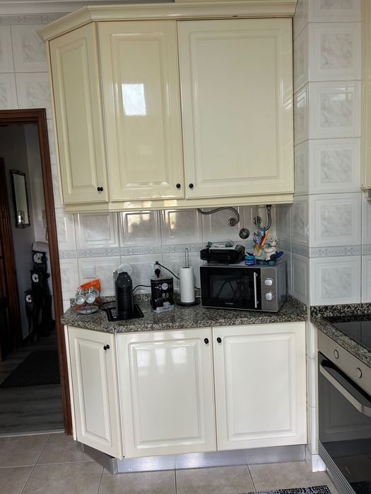 Cozinha a venda com balcão e banca somente