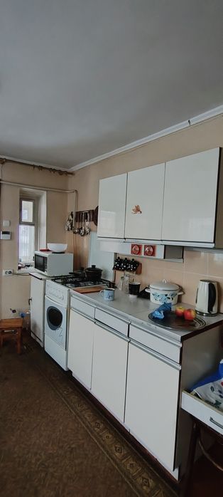 Продам будинок на Олексіївці ( Меживий Бульвар) червона лінія