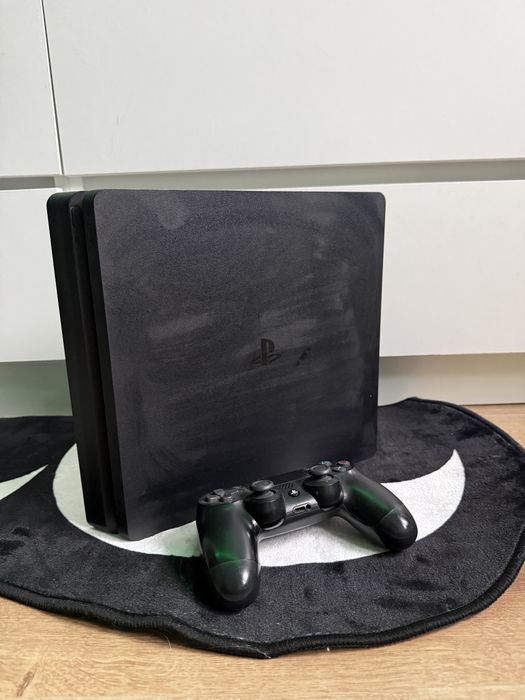 PlayStation 4 slim