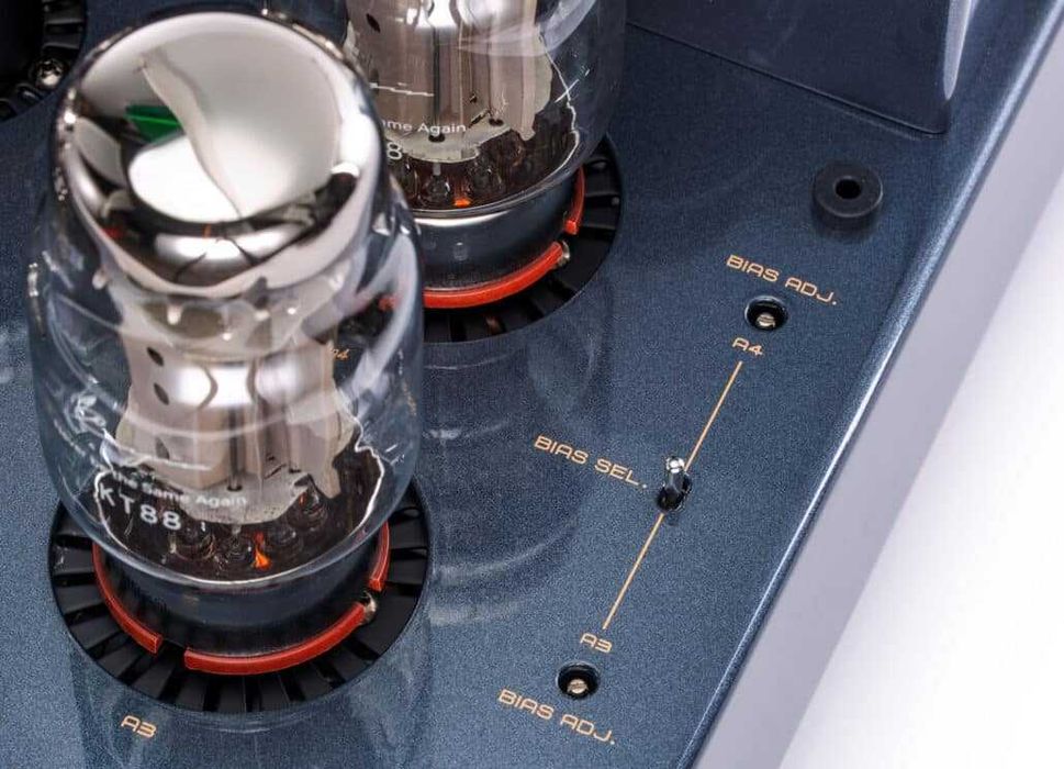 PYLON Diamond 30 MK 2 + Cayin Jazz 90 Phono  EL34/KT88