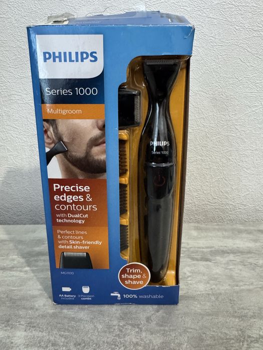 Тример для вус та бороди Philips Series 1000