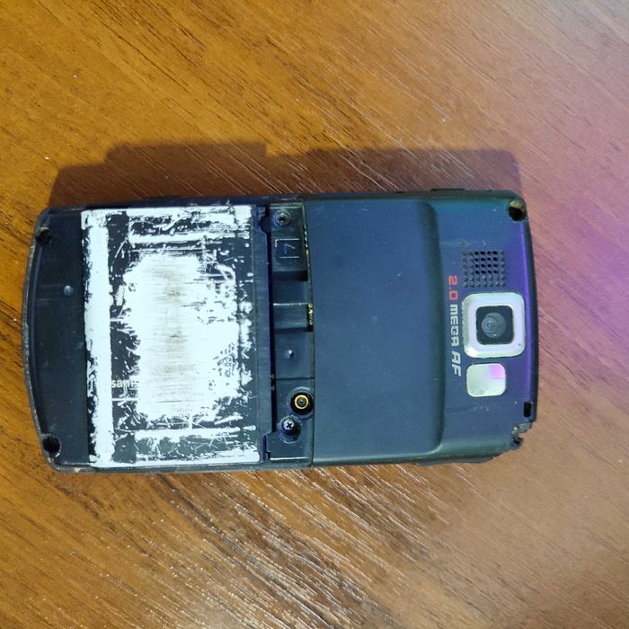 Телефон Samsung SGH-i710