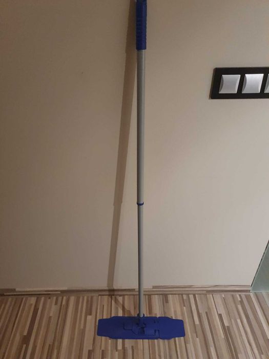 Mop płaski z regulowanym kijem + wkład