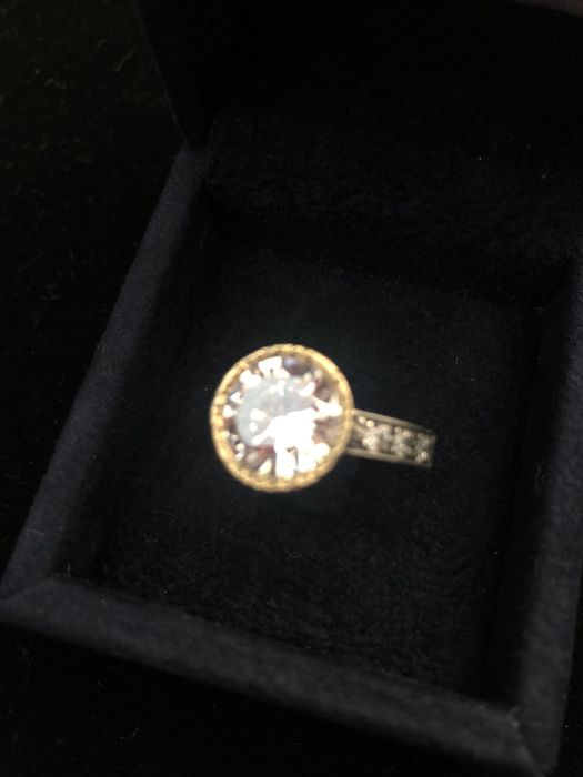 Anel em prata e ouro