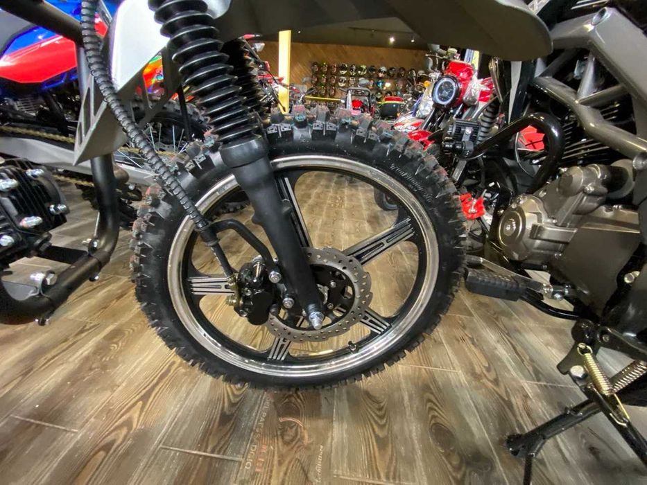 Мотоцикл SPARK SP125C-4C