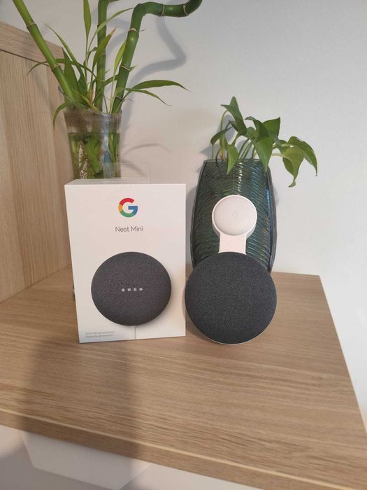Google Nest Mini 2ª Geração com Suporte para Tomada