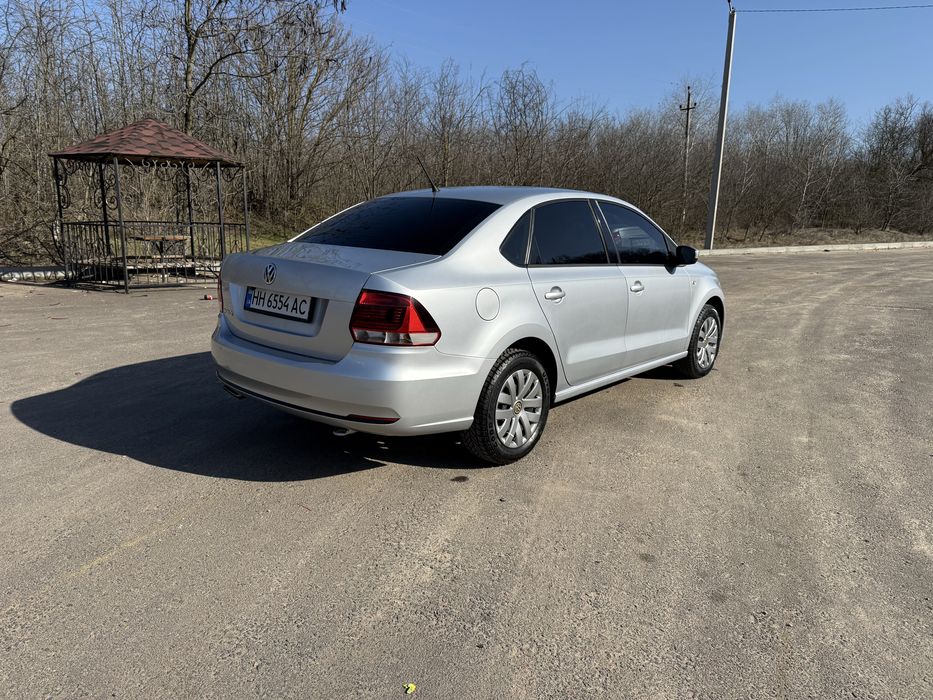 Volkswagen polo 1.4 V поколения 2017 року