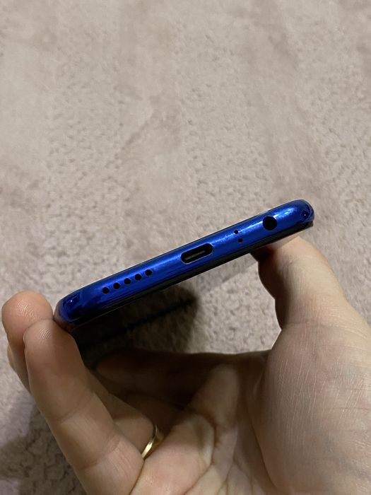 Телефон Xiaomi Redmi Note 8 4/64gb