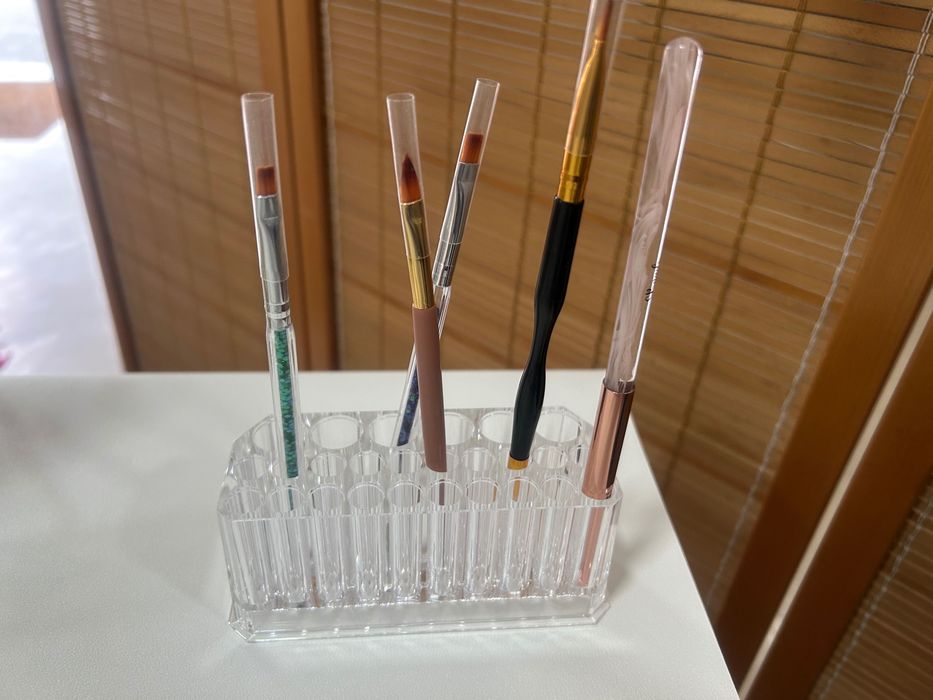 Expositor para vernizes e expositor para pincéis- Novos