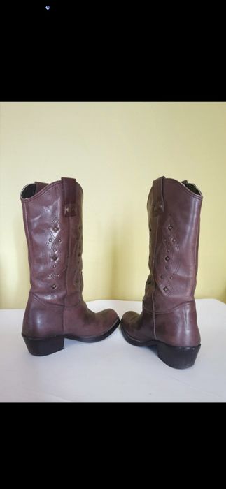 Piękne kowbojki rozmiar 37