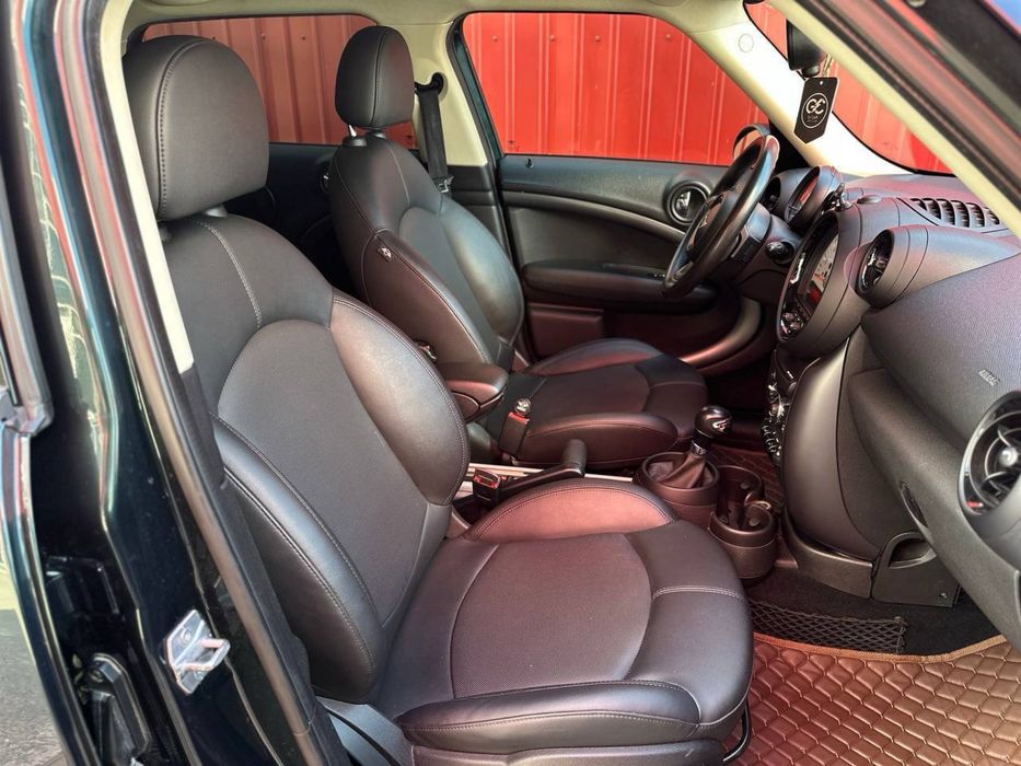 Mini Countryman 2012 рік 1.6 бензин автомат передній привід, 162т. км.