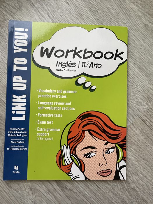 Livro de exercicios ingles Link up to you 11°ano