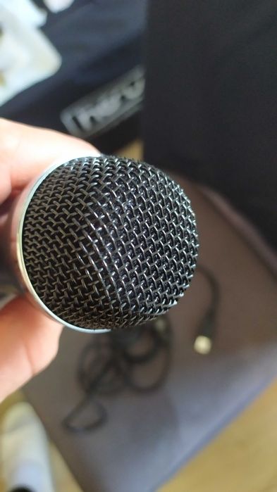 Mikrofon USB Logitech EA Games do konsoli komputera karaoke E-UR20
