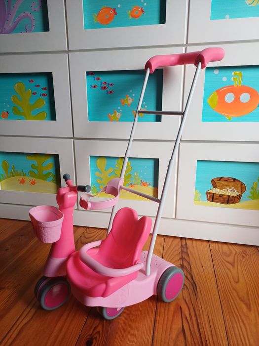 Carrinho Nenuco com duas bonecas