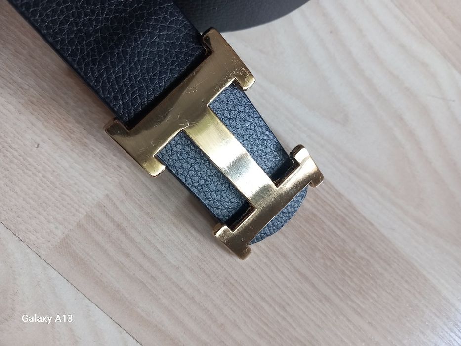 Hermes czarny pas złota klamra 108cm