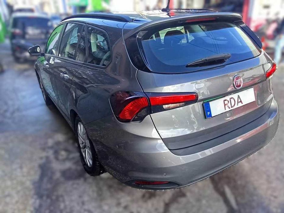 Fiat Tipo 1.3 MultiJet Lounge de 2020 Para Peças REF Cx Velocidades - 55276900