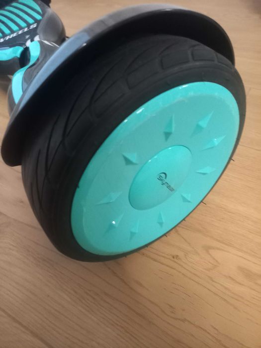Deskorolka elektryczna Skymaster Wheels Lark 11
