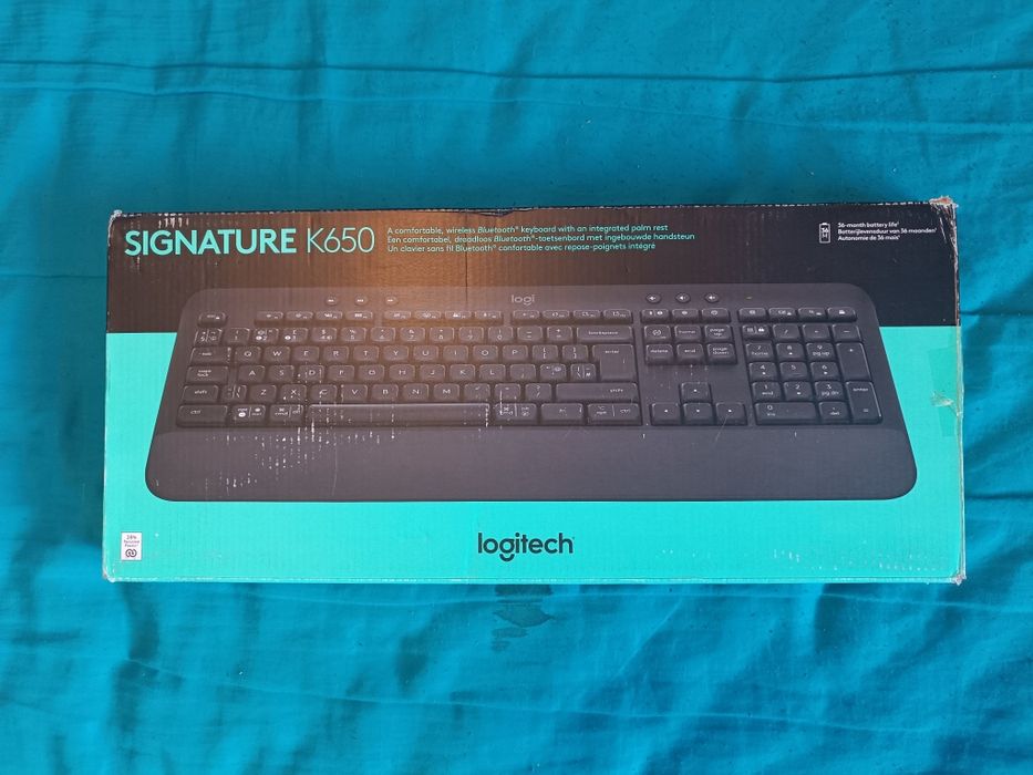 Logitech K650 Signature