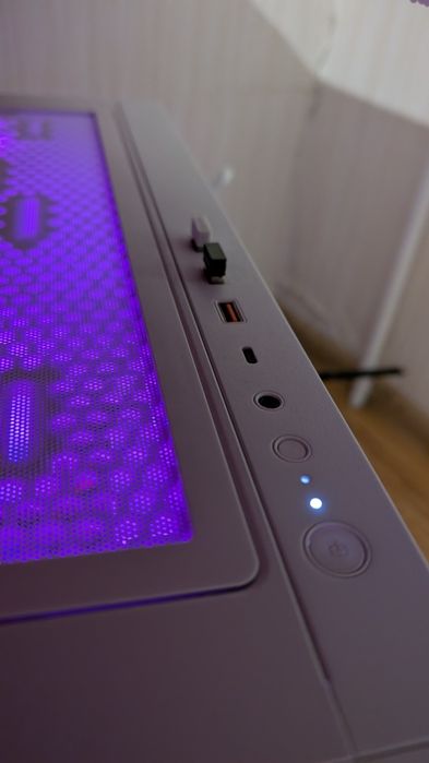 Комп'ютер у зборі r5 7500f rx6700xt Asus am5 сокет 32 ddr5 1tb ssd