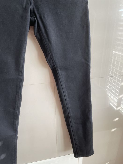 Calças pretas Tiffosi