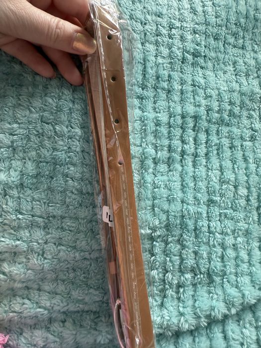 Cienki paseczek brąz 90cm nowy