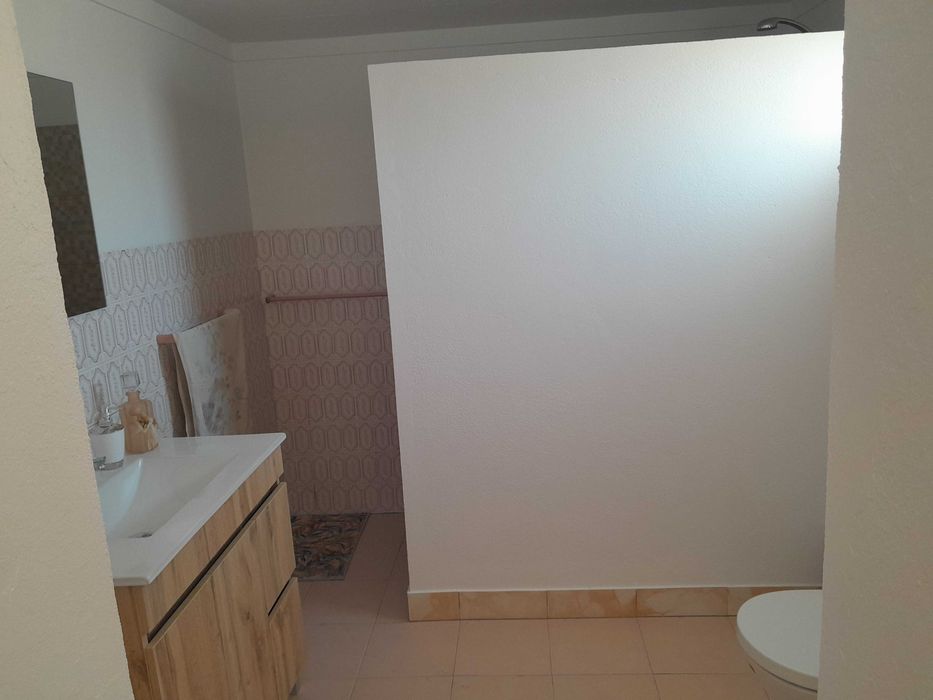 Moradia Típica Alentejana C/ quintal - Sobral da Adiça