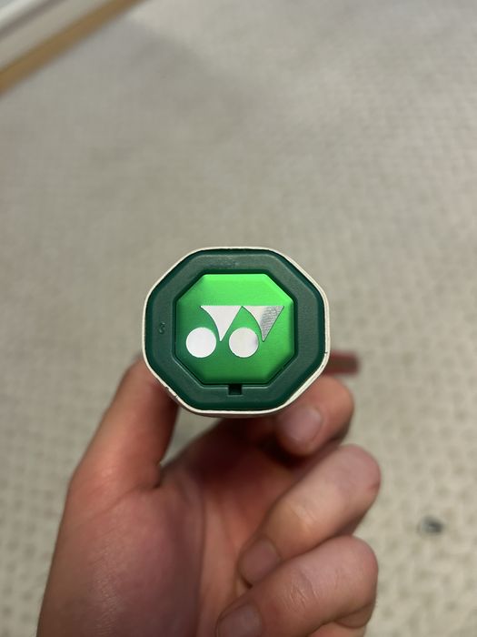 Yonex Vcore Ruby Red 2026