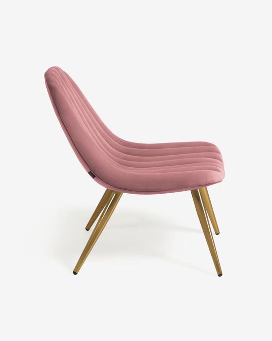 Cadeirão Pink Velvet Lounge Chair Gold Legs – Kave Home, Marlene