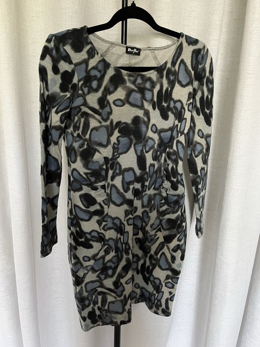 Sukienka danHen 36 ołówkowa