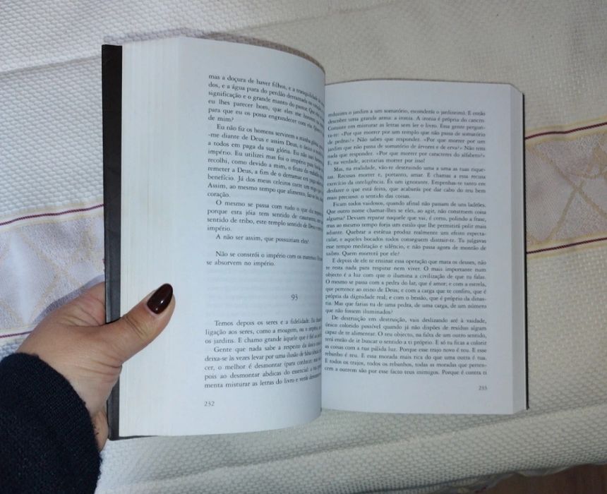Livro Cidadela de Antoine de Saint-Exupéry