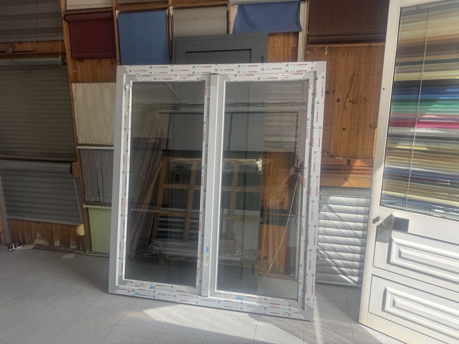 Janela Oscilobatente conza + Branco