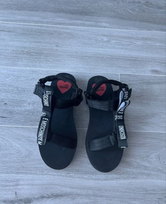 Nowe sandały Moschino rozm 40/41