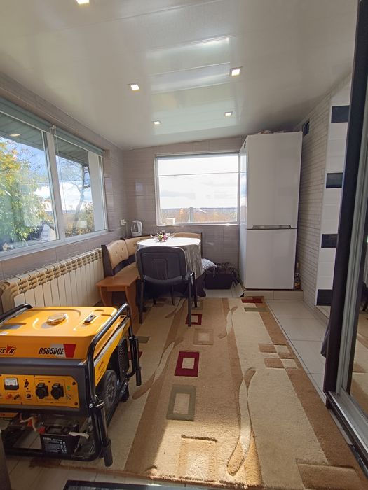 Продається компактний житловий будинок з ремонтом