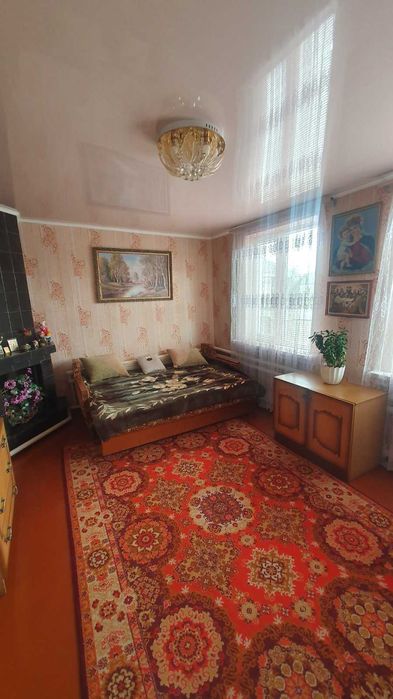 Продам будинок з усіма зручностями.