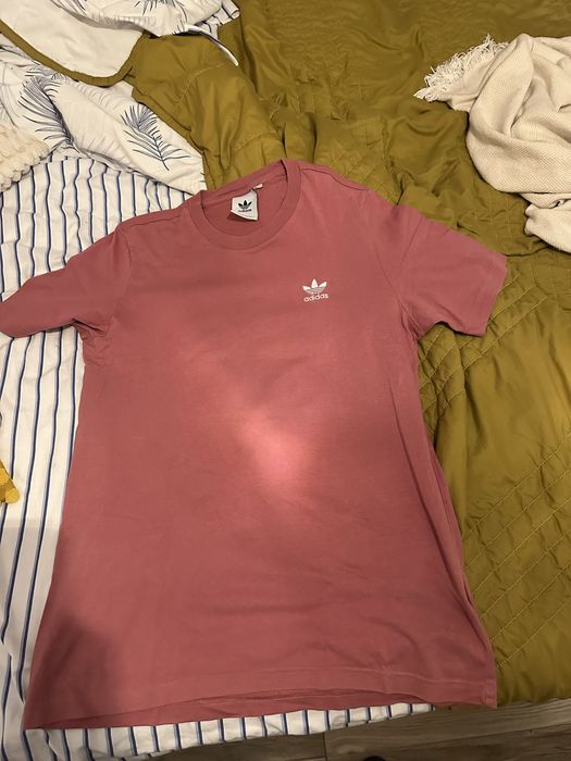 T-shirt Adidas cor de rosa